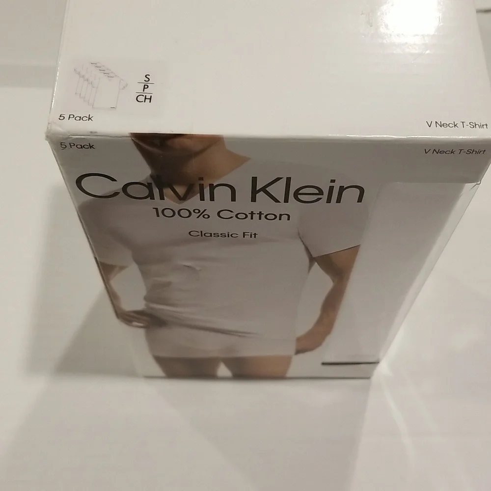 NWT Calvin Klein 5 Pack Cotton Classic Fit V Neck Undershirts sz Small